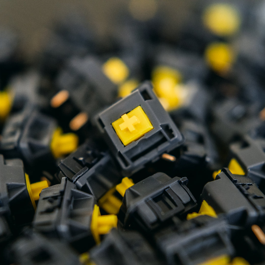 [IN STOCK] Graphite Gold Switches (PACK OF 10) Designer Studio Thocc